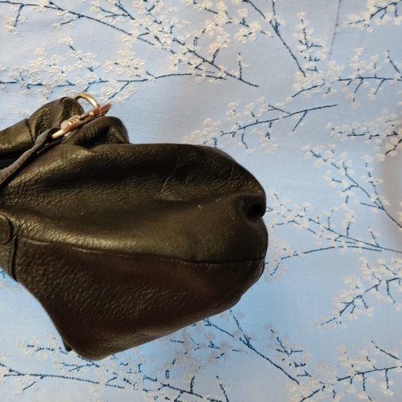 St John Leather Purse with defects - Picture 4 of 6